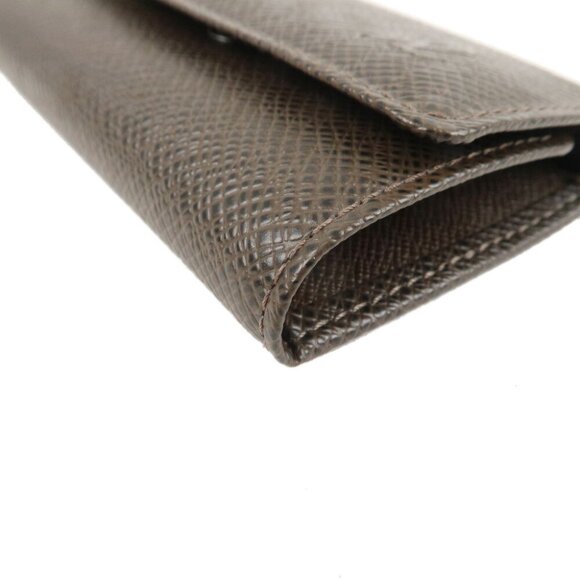 Auth Louis Vuitton Taiga Leather Multicles 6 Key Case Gris - Picture 5 of 14